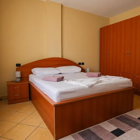 Joe Coastal Escape غوليم